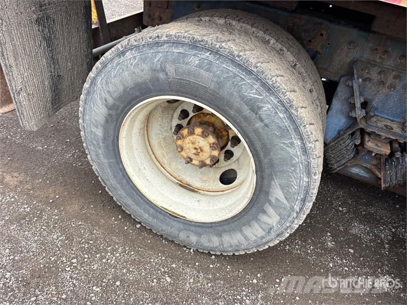 International 7500 6x4 Snow Plow Truck Kommunal-Sonderfahrzeuge