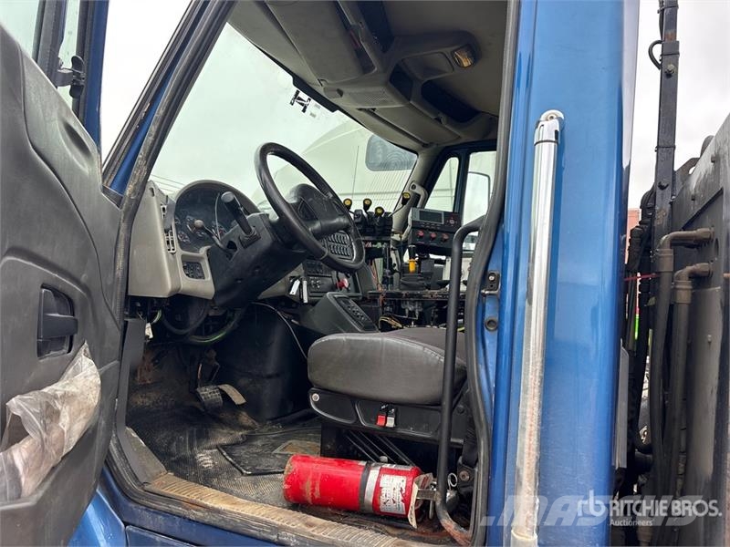 International 7500 6x4 Snow Plow Truck Kommunal-Sonderfahrzeuge