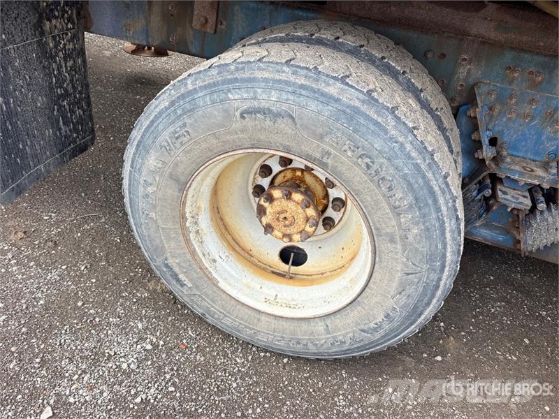 International 7500 6x4 Snow Plow Truck Kommunal-Sonderfahrzeuge
