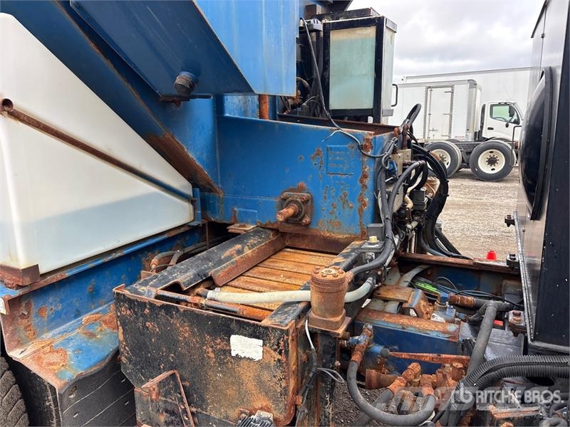 International 7500 6x4 Snow Plow Truck Kommunal-Sonderfahrzeuge