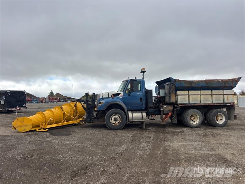 International 7500 6x4 Snow Plow Truck Kommunal-Sonderfahrzeuge