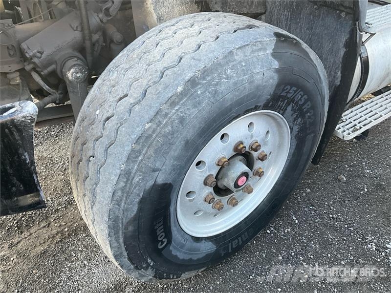 International 7600 Komunalni kamioni