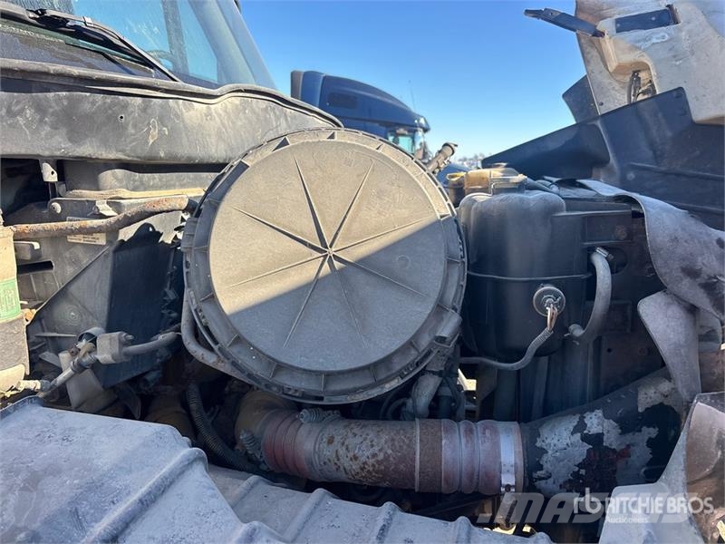 International 7600 Autre camion