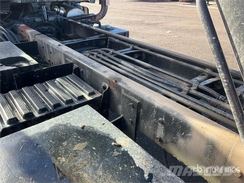 International 7600 Komunalni kamioni