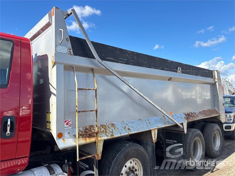 International 7600 Самоскиди