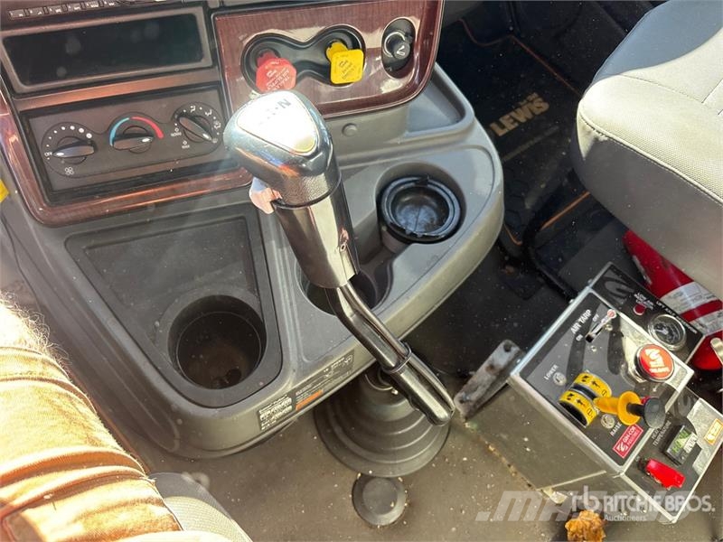 International 7600 Самоскиди