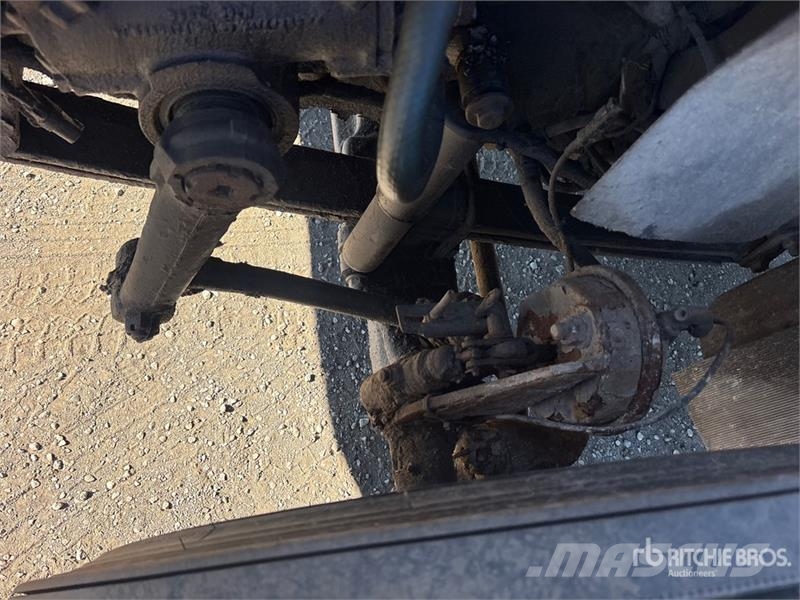 International 7600 Autre camion