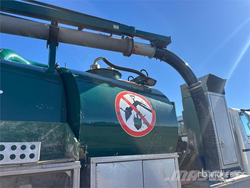International 7600 Vakuumski tovornjaki