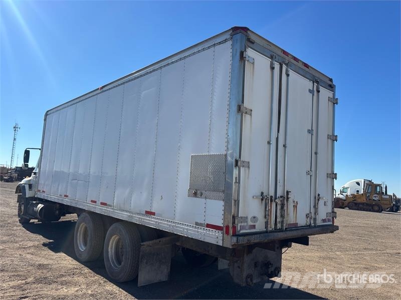 International 7600 Autre camion