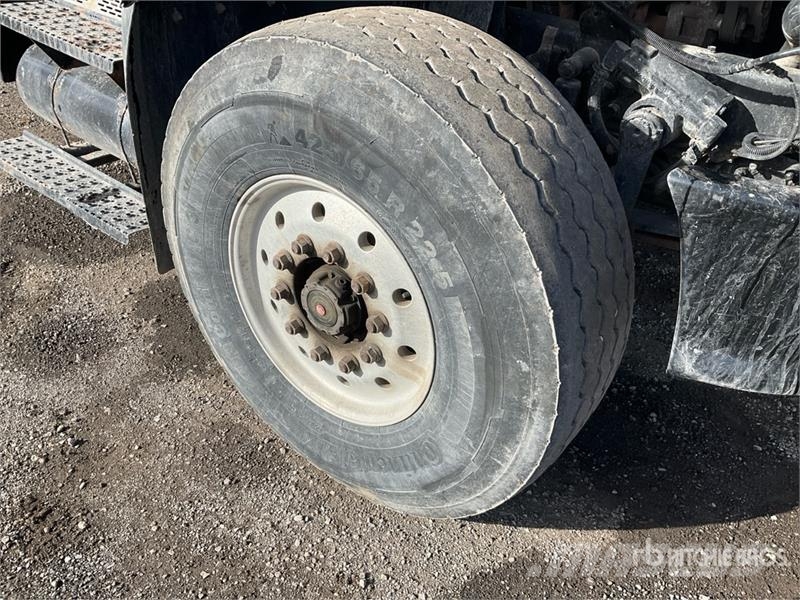 International 7600 Komunalni kamioni