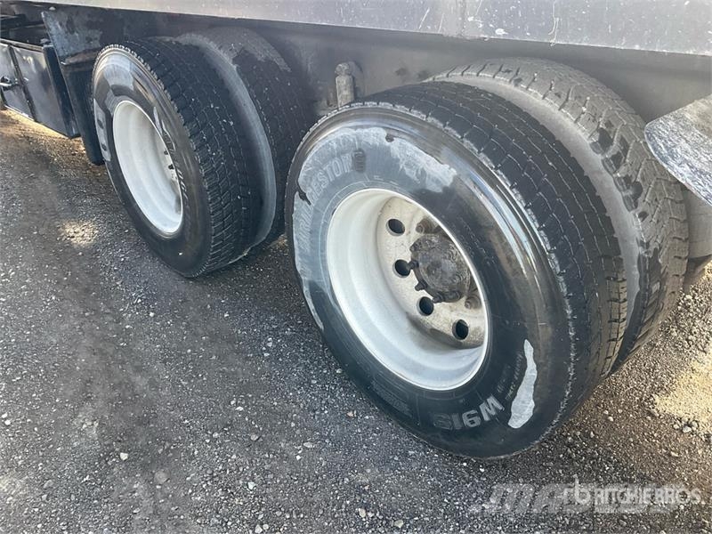 International 7600 Komunalni kamioni