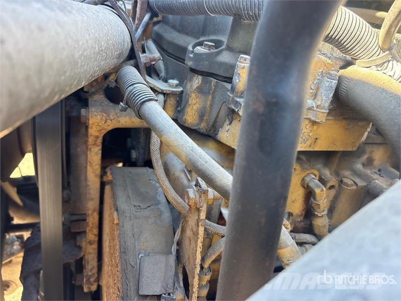 International 7600 Autre camion