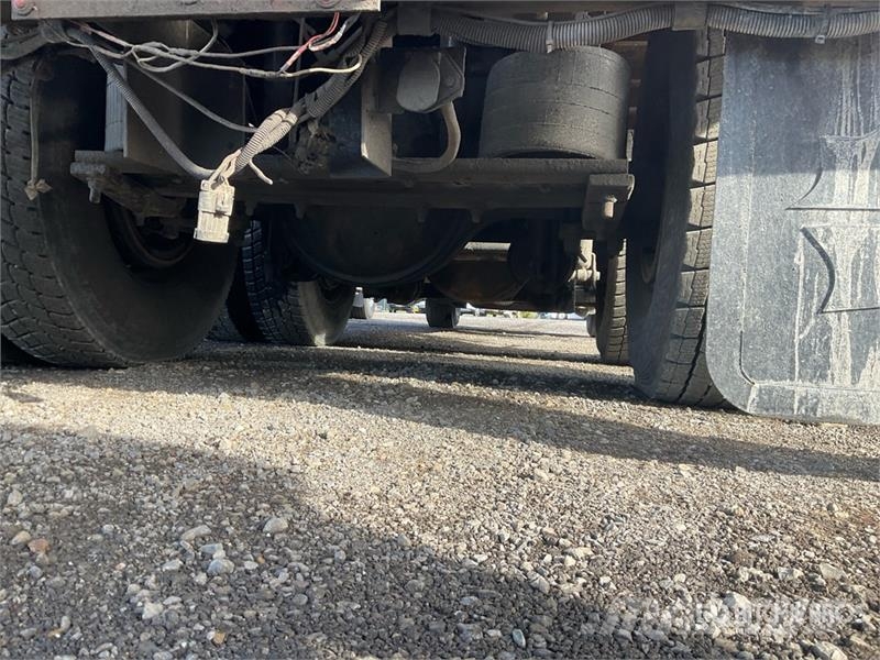 International 7600 Komunalni kamioni