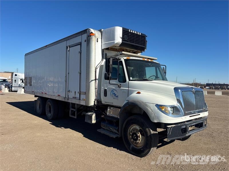 International 7600 Autre camion