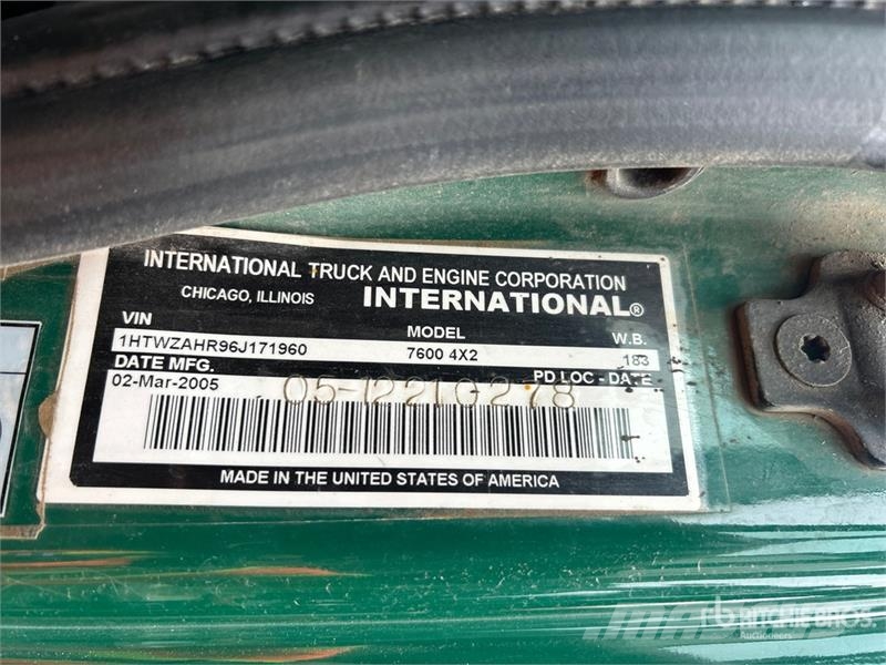 International 7600 4x2 Snow Plow Truck Kommunalt / generelt kjøretøy
