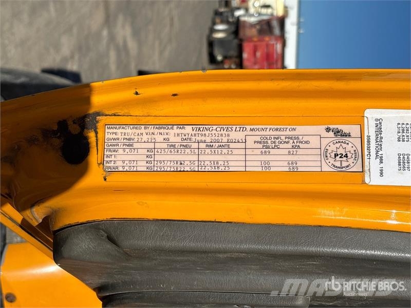 International 7600 6x4 Snow Plow Truck Forsvar/Miljø