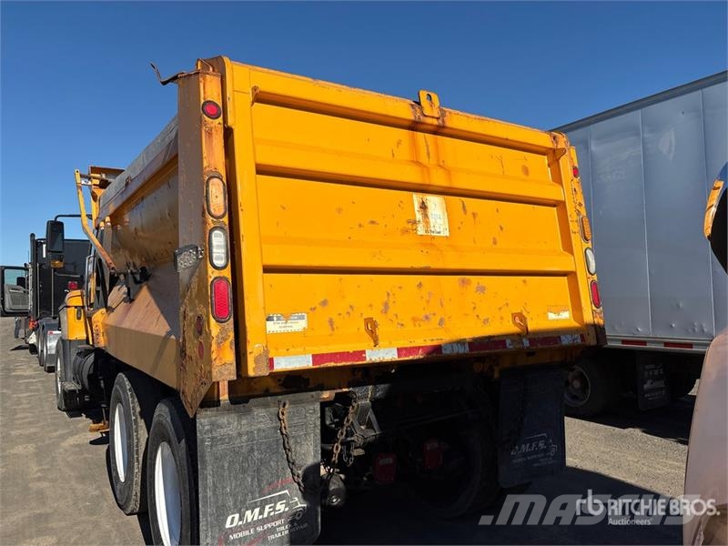 International 7600 6x4 Snow Plow Truck Forsvar/Miljø