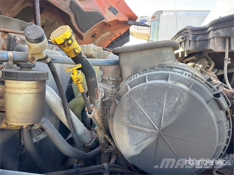 International 7600 8x4 Snow Plow Truck Komunalna vozila za opštu namenu