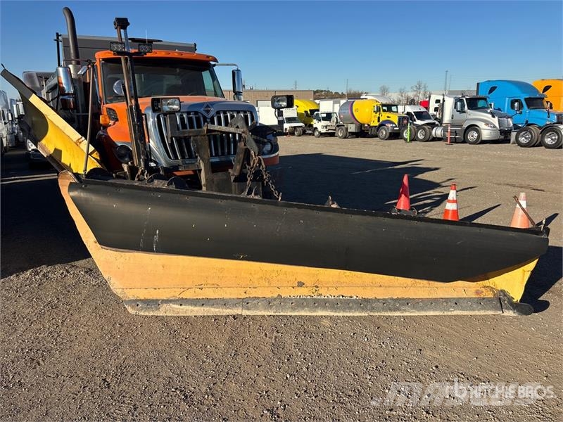 International 7600 8x4 Snow Plow Truck Komunalna vozila za opštu namenu
