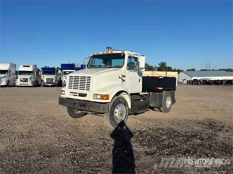 International 8100 Lava-kuorma-autot