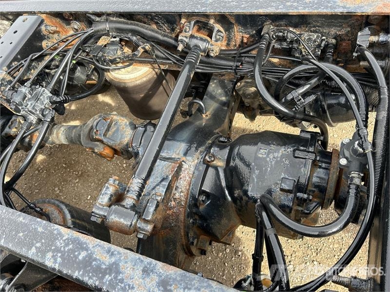 International 8600 كابينة والداخلية
