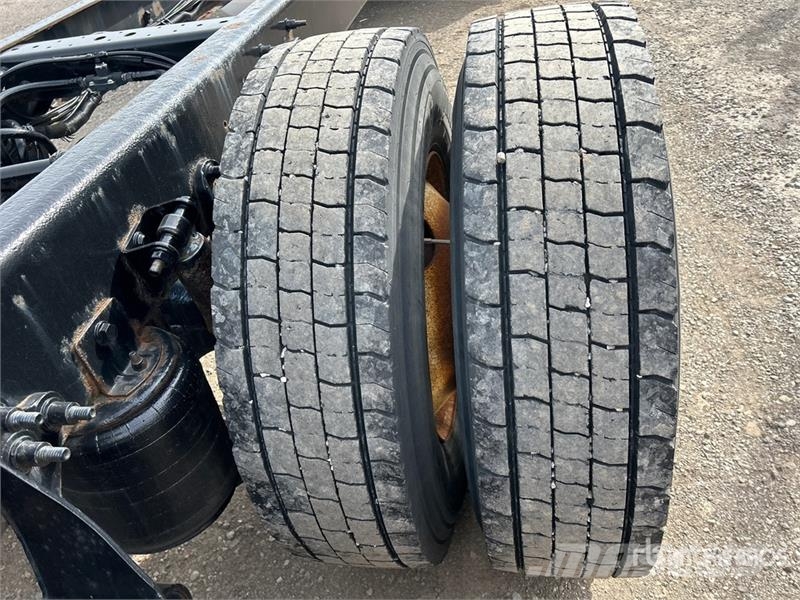 International 8600 كابينة والداخلية