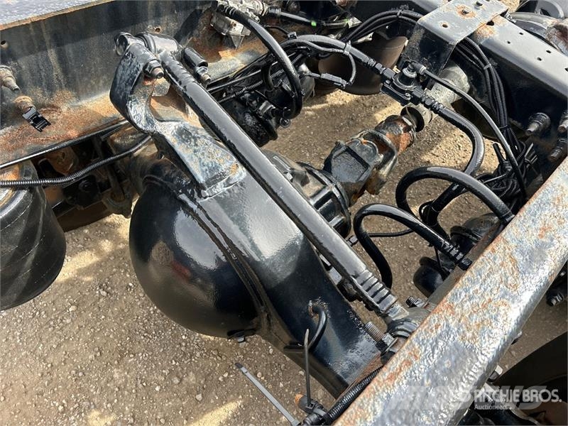 International 8600 كابينة والداخلية