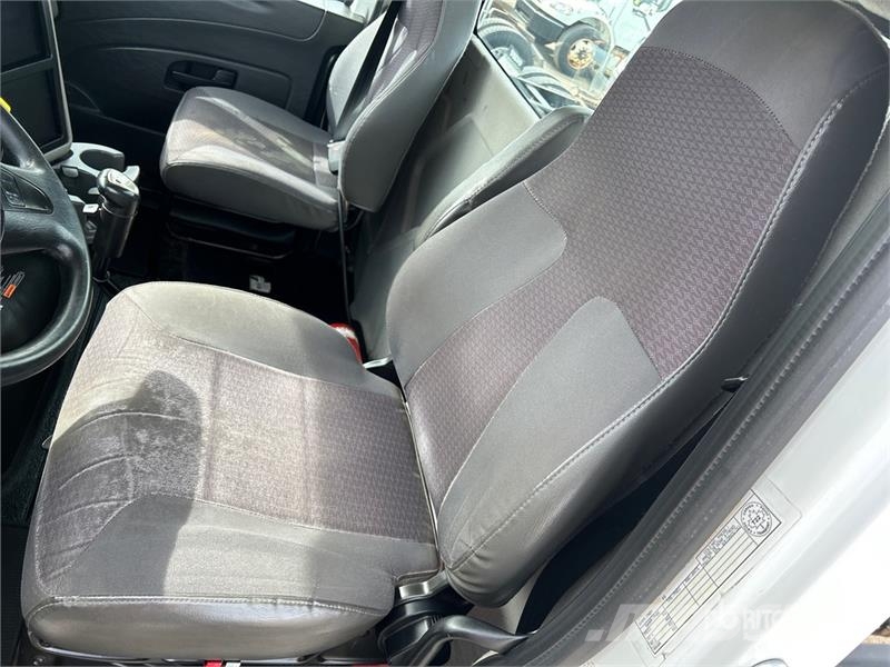International 8600 كابينة والداخلية