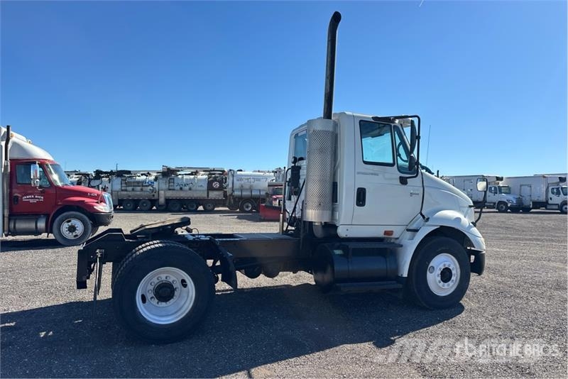 International 8600 SBA Vlačilci