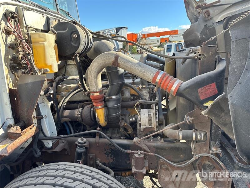 International 9200 Komunalni tovornjaki