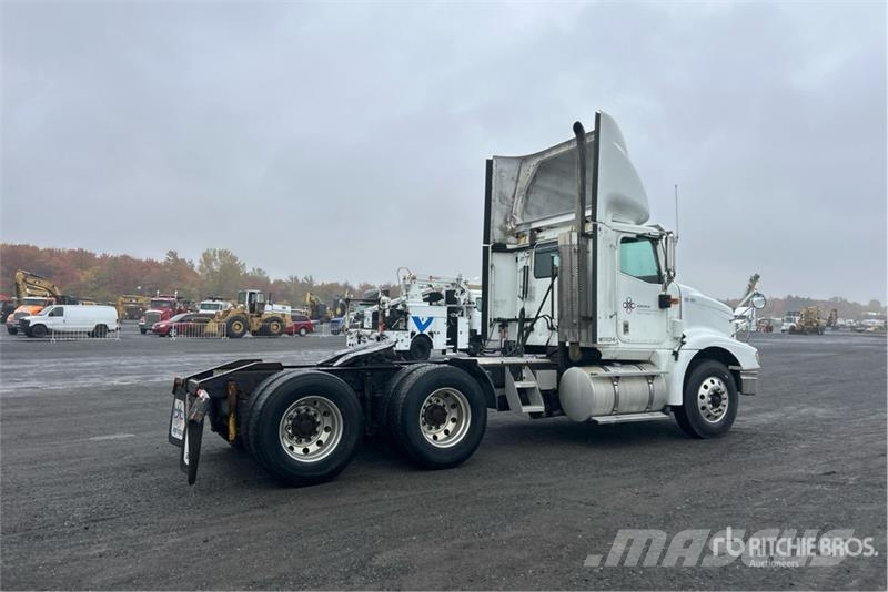 International 9200 Trekkers