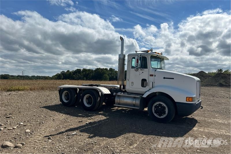International 9200 Седельные тягачи