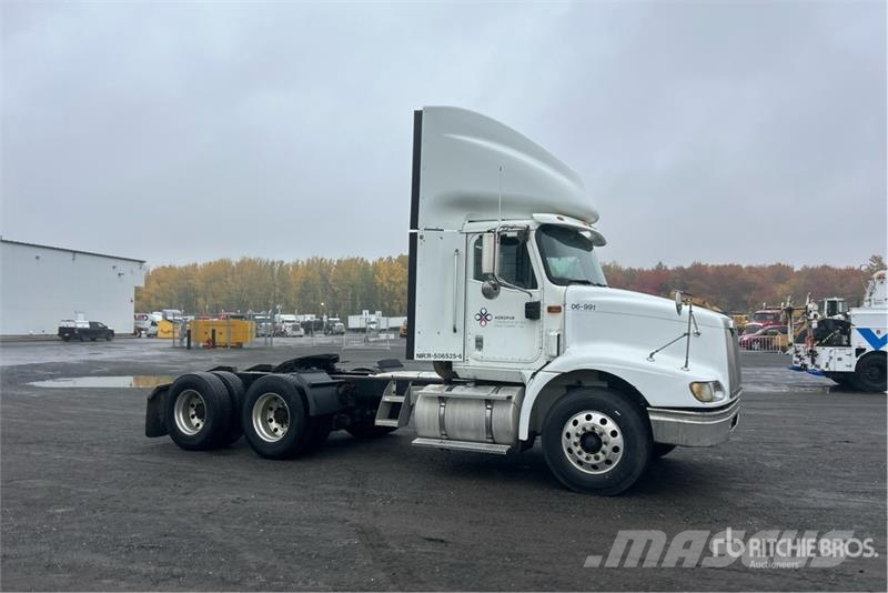 International 9200 Trekkers