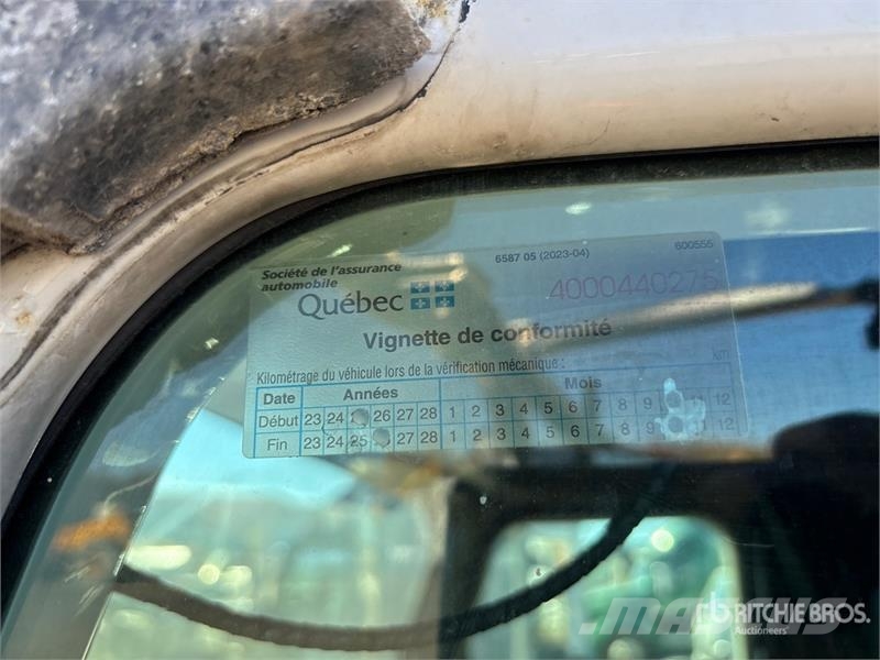 International 9900i Влекачи