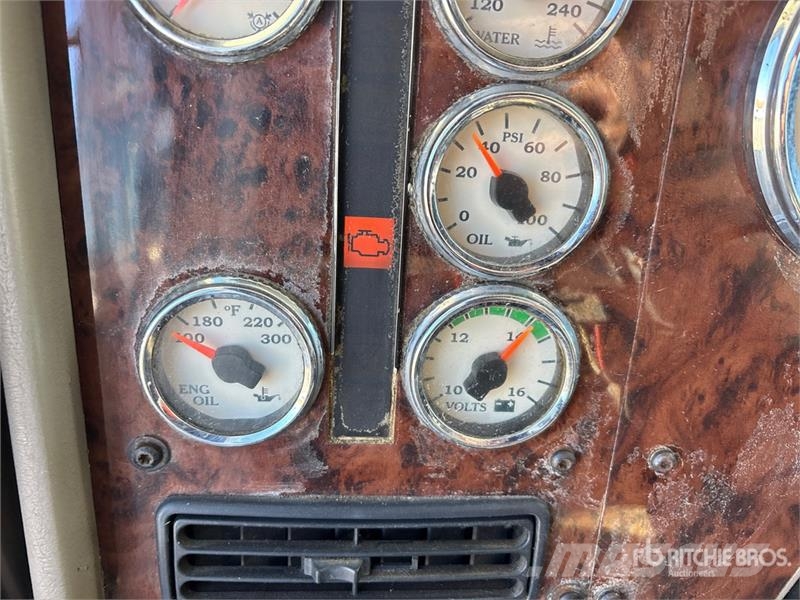 International 9900i Влекачи
