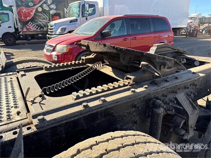 International 9900i Влекачи