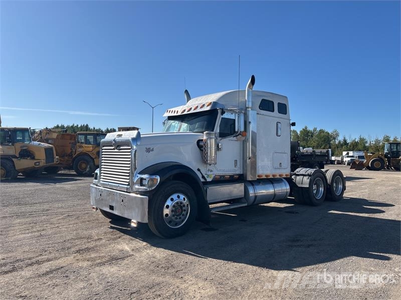 International 9900i T/A Sleeper Truck Tractor Vilcēji