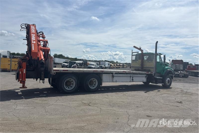 International Atlas 240.2-A6 4320 kg Knuckle Boom on Internatio Truck mounted cranes