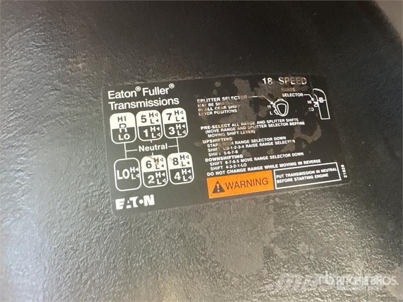 International Atlas 240.2-A6 4320 kg Knuckle Boom on Internatio Truck mounted cranes