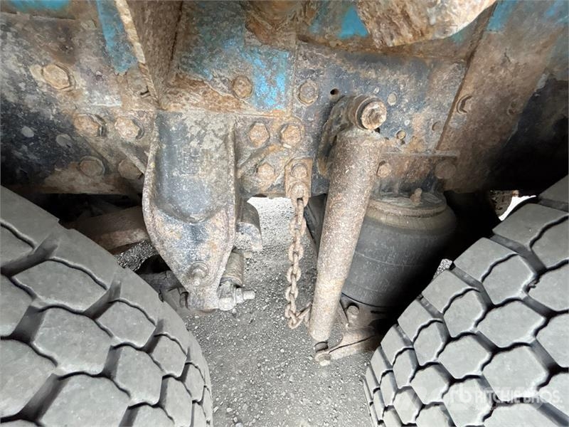 International D1000BC on International Prostar 6x4 Digger Derric Mobiele Boorinstallatie