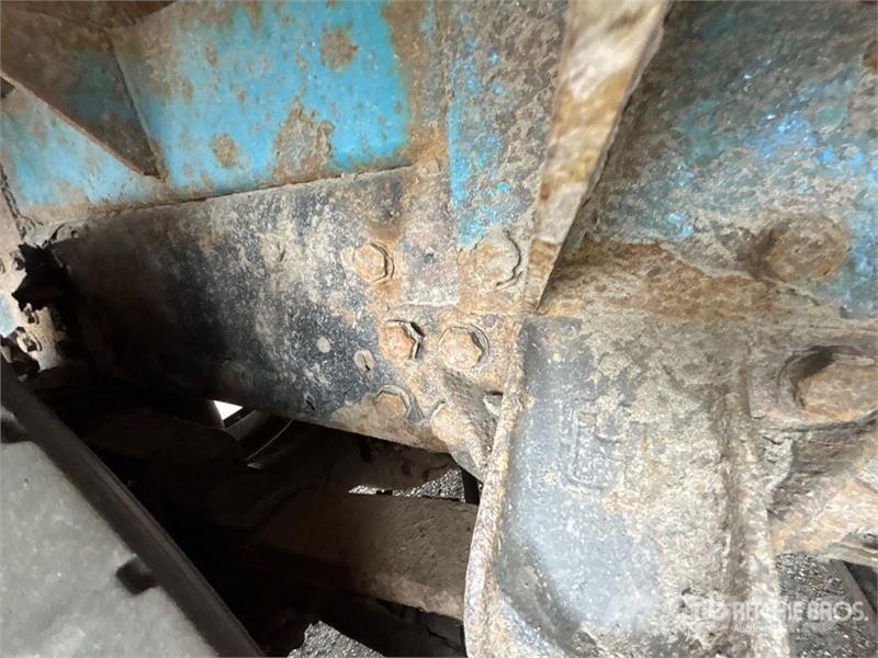 International D1000BC on International Prostar 6x4 Digger Derric Mobiele Boorinstallatie