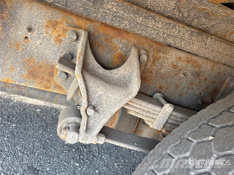 International Durastar 4300 SBA 4x2 Van Truck (Inoperable) Каросерии