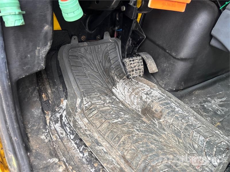 International Durastar 4300 SBA 4x2 Van Truck (Inoperable) Каросерии