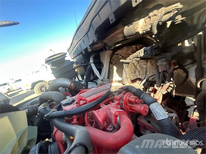 International Durastar 4300 Fast kasse