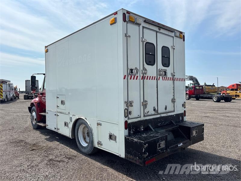 International DuraStar 4300 4x2 Utility Truck Пикапи