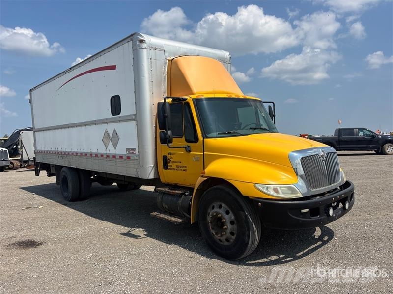 International Durastar 4300 SBA 4x2 Van Truck (Inoperable) Каросерии