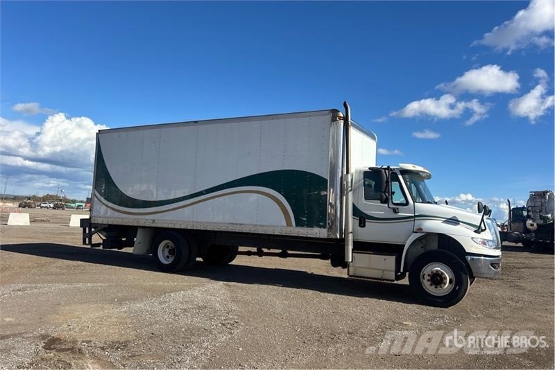 International Durastar 4300 Грузовики-Фургоны