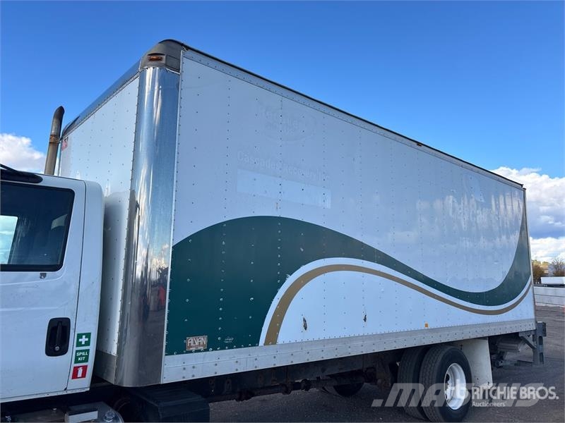 International Durastar 4300 Грузовики-Фургоны