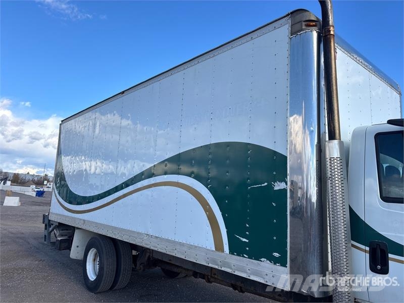 International Durastar 4300 Грузовики-Фургоны