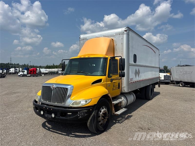 International Durastar 4300 SBA 4x2 Van Truck (Inoperable) Каросерии